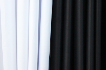Draperie blackout alb-negru