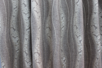 Draperie blackout cafeniu cu maro model