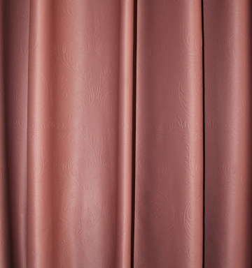 Draperie blackout maro roscat imprimat