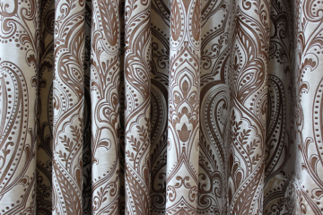 Draperie chemille bej, model crini maro