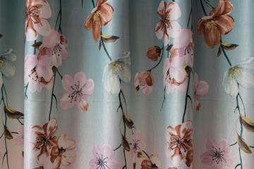 Draperie flori turcoaz