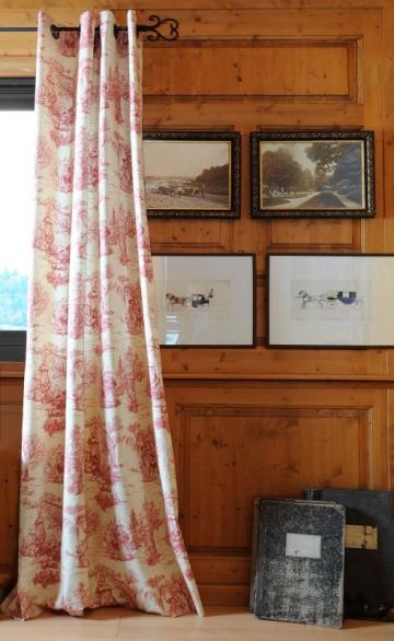 Draperie personaje rosie clasica Galanterie 2838 135x250 cm