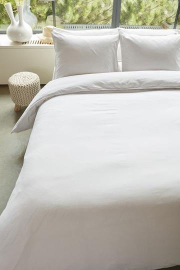 Lenjerie alba pat bumbac Basic White 200x200/220 cm