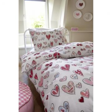 Set lenjerie pat fetite cu inimi Pretty Hearts 140x200/220 cm